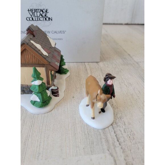 Dept 56 58395 Tending The New Calves village accessory xmas - Picture 9 of 11